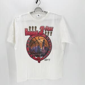 Vintage Chicago Bulls T-shirt Jordan Repeat 3 Peat 1998 Starter size XL